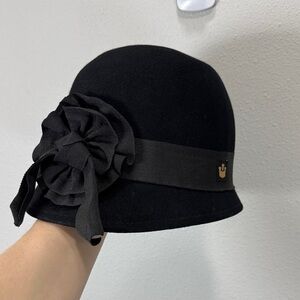 Goorin Bros Black Cloche Hat with Ribbon Flower vintage wool